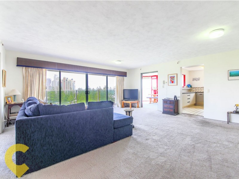 11/7 Britannia Avenue, Broadbeach QLD 4218