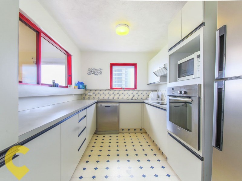 11/7 Britannia Avenue, Broadbeach QLD 4218