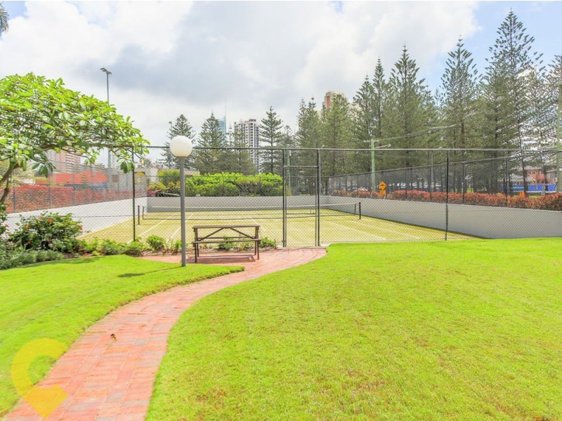 11/7 Britannia Avenue, Broadbeach QLD 4218