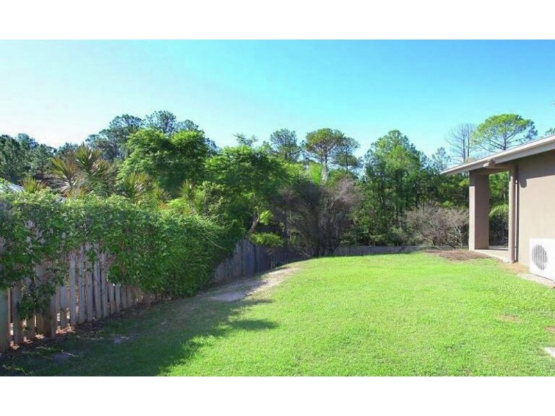 5 Bushland Place, Maudsland QLD 4210