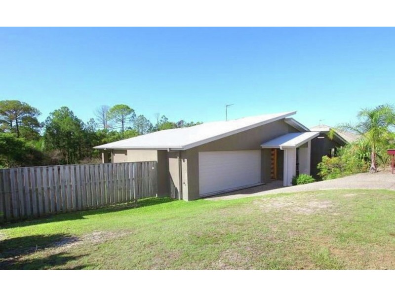 5 Bushland Place, Maudsland QLD 4210