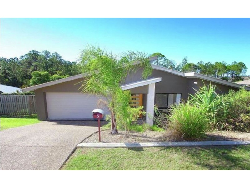5 Bushland Place, Maudsland QLD 4210