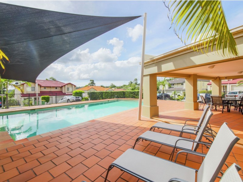 36/74 Universal Street, Pacific Pines QLD 4211