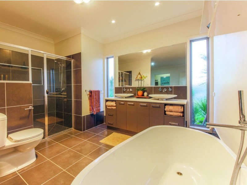 5 Isetta Court, Upper Coomera QLD 4209