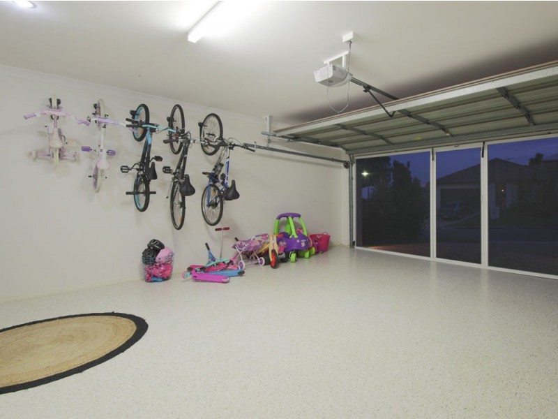 5 Isetta Court, Upper Coomera QLD 4209