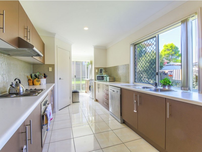 8 Eliena Way, Upper Coomera QLD 4209