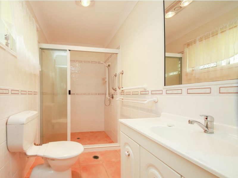 16 Petrel Place, Jacobs Well QLD 4208
