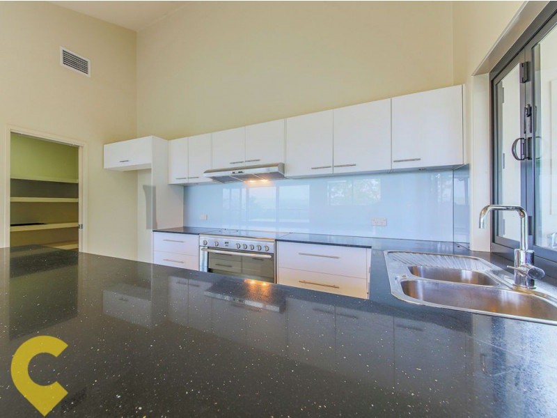 23 Hillary Circuit, Pacific Pines QLD 4211