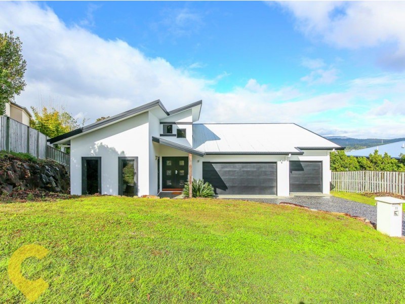 23 Hillary Circuit, Pacific Pines QLD 4211
