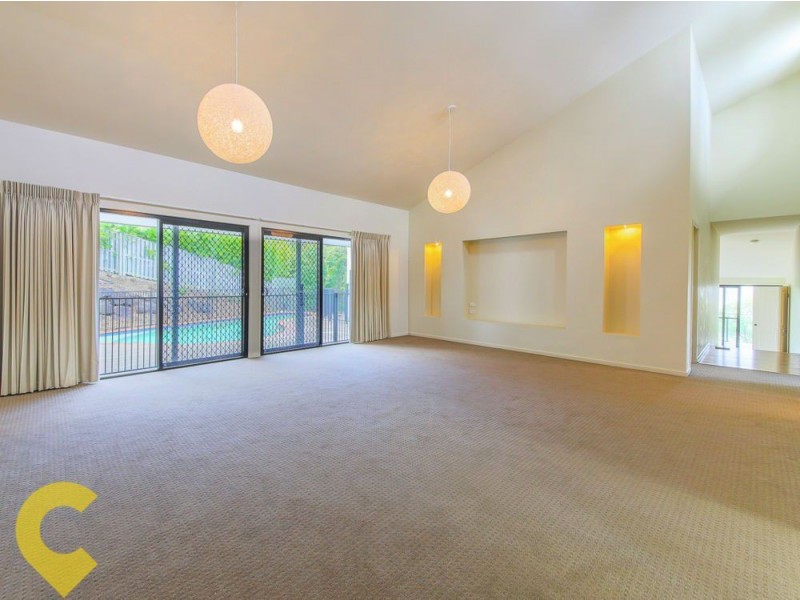 23 Hillary Circuit, Pacific Pines QLD 4211