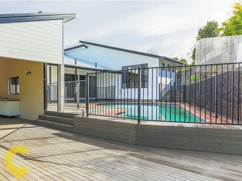 23 Hillary Circuit, Pacific Pines QLD 4211