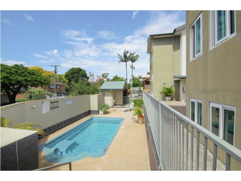 4/18-20 Rose Street, Southport QLD 4215