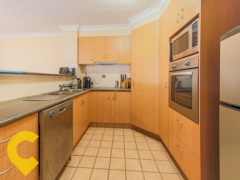 30/16 Sykes Court, Southport QLD 4215