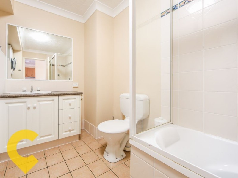 30/16 Sykes Court, Southport QLD 4215