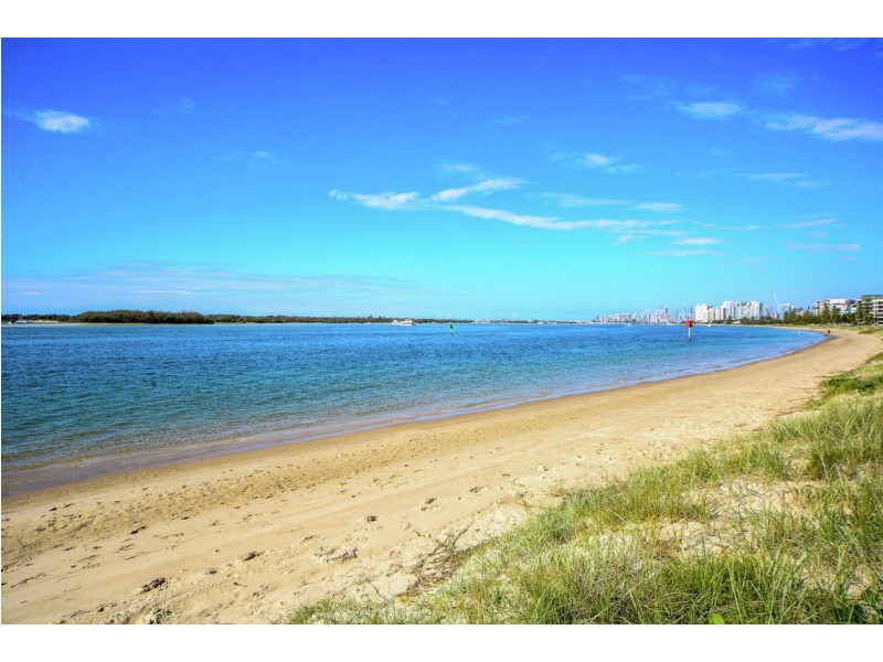 13/27 Whiting Street, Labrador QLD 4215