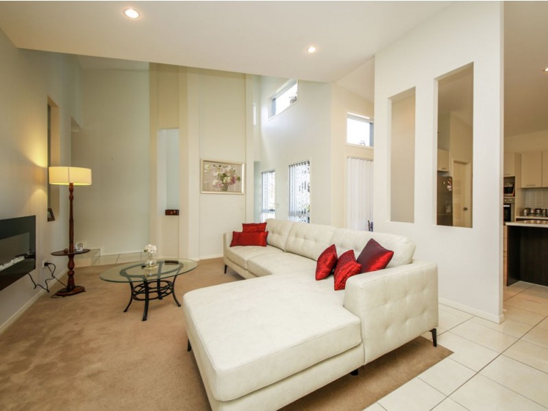 6 Cherry Court, Coomera QLD 4209