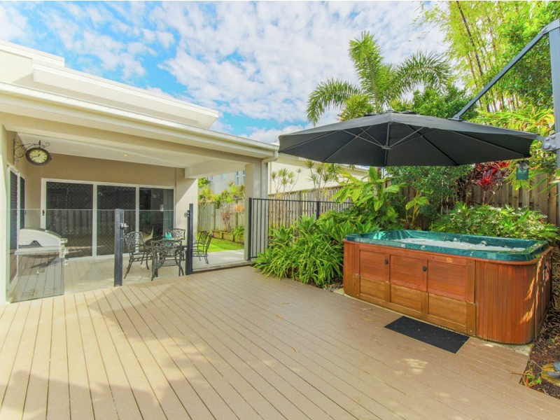 6 Cherry Court, Coomera QLD 4209