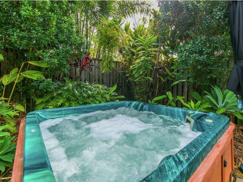 6 Cherry Court, Coomera QLD 4209