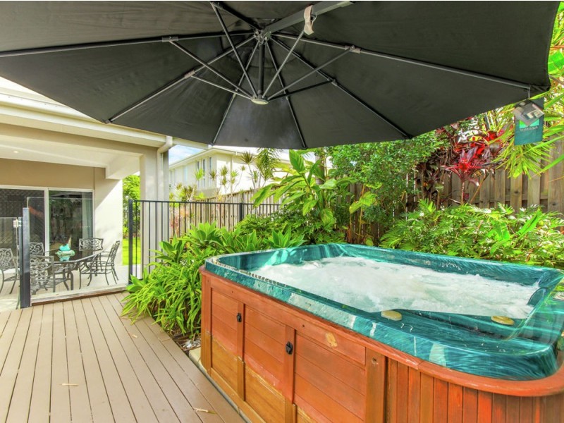 6 Cherry Court, Coomera QLD 4209