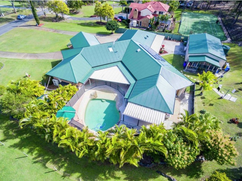 10 Ewingar Court, Helensvale QLD 4212