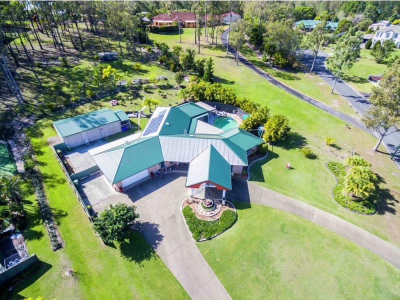 10 Ewingar Court, Helensvale QLD 4212