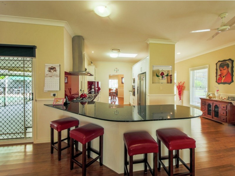 10 Ewingar Court, Helensvale QLD 4212