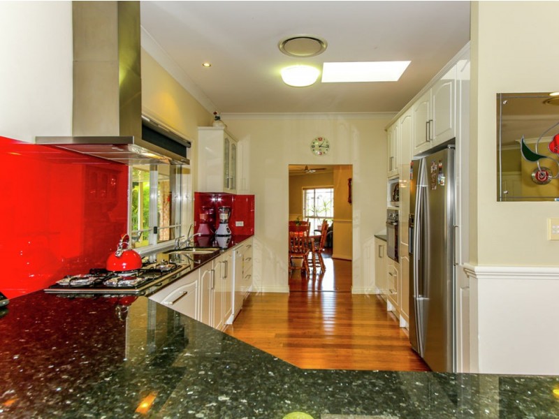 10 Ewingar Court, Helensvale QLD 4212