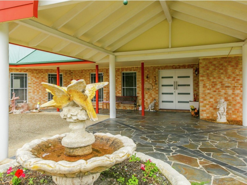 10 Ewingar Court, Helensvale QLD 4212