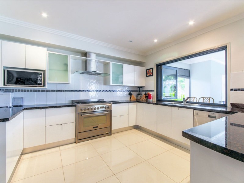 16 Marina Parade, Jacobs Well QLD 4208