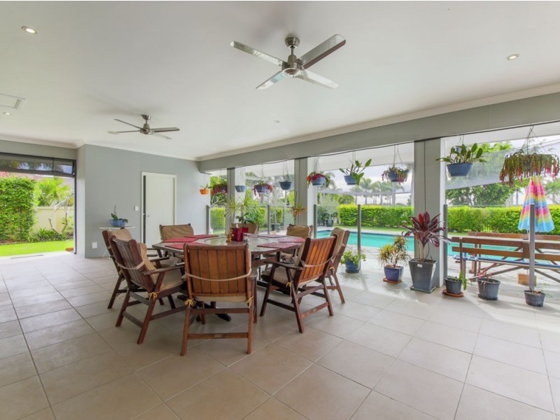 16 Marina Parade, Jacobs Well QLD 4208