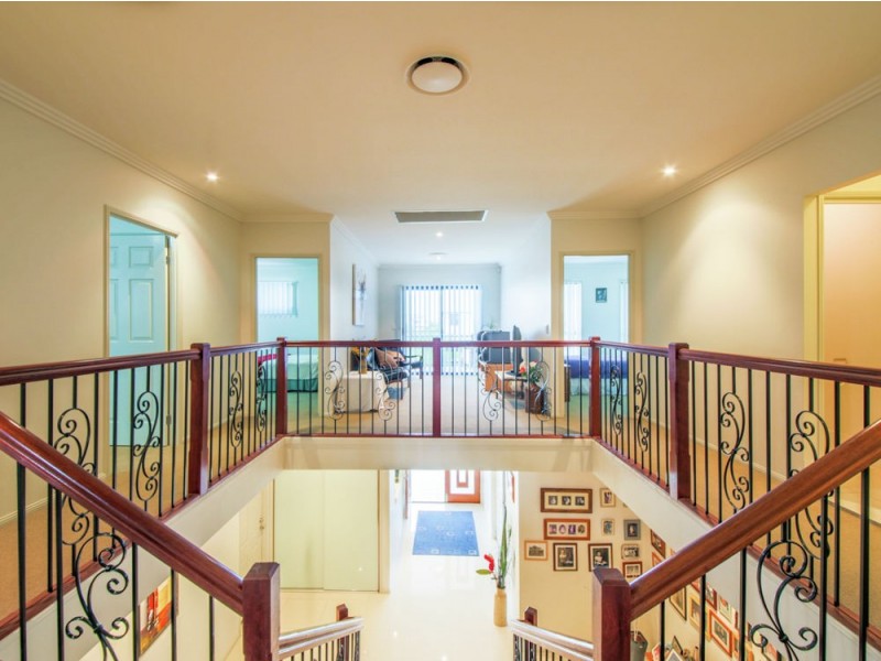 16 Marina Parade, Jacobs Well QLD 4208