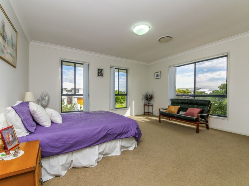 16 Marina Parade, Jacobs Well QLD 4208