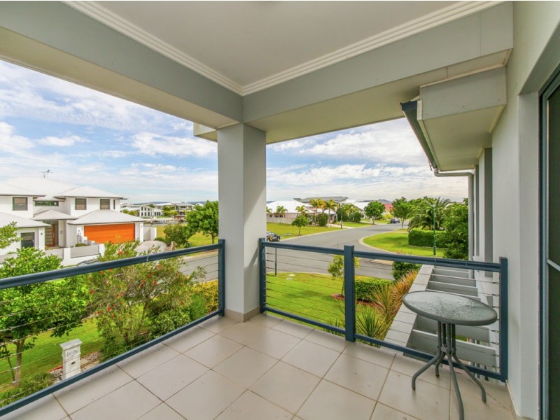 16 Marina Parade, Jacobs Well QLD 4208