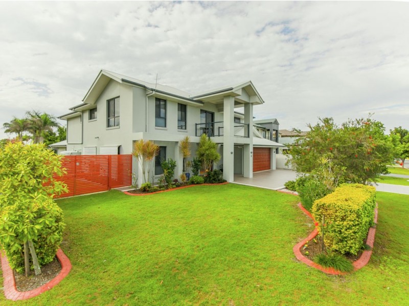 16 Marina Parade, Jacobs Well QLD 4208