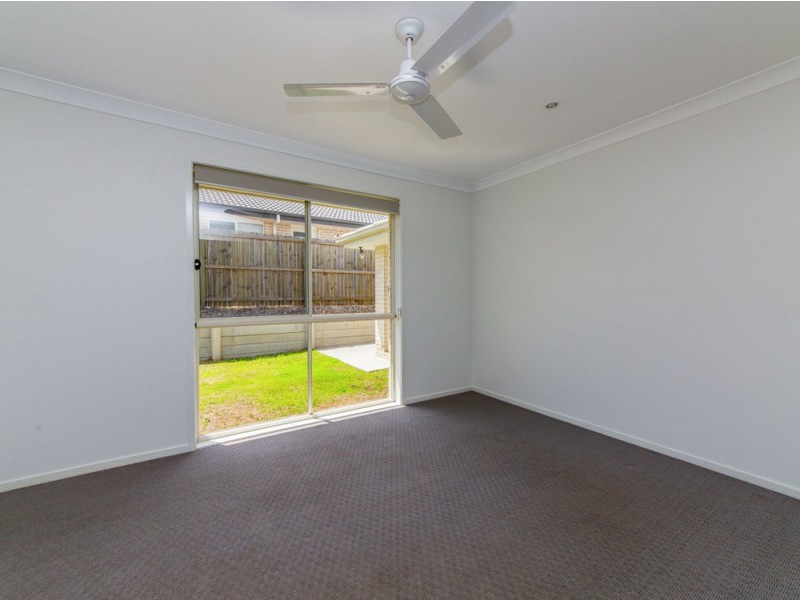 7 Cairnlea Drive, Pimpama QLD 4209