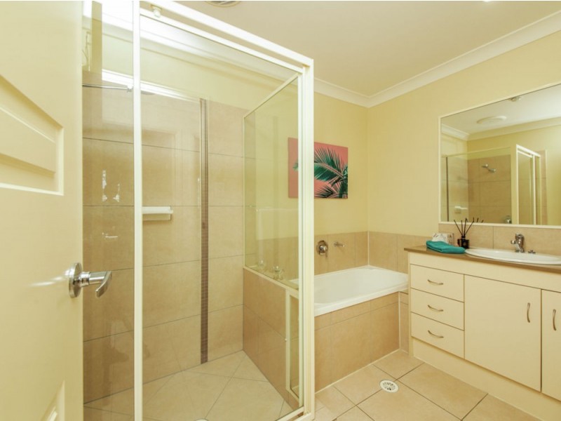 1/97 Annabelle Crescent, Upper Coomera QLD 4209