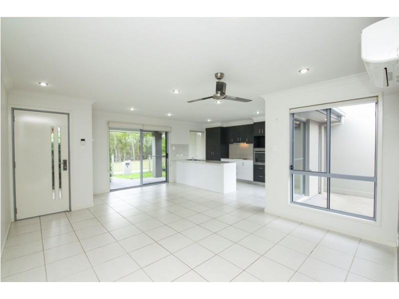 58 Carnarvon Court, Pimpama QLD 4209
