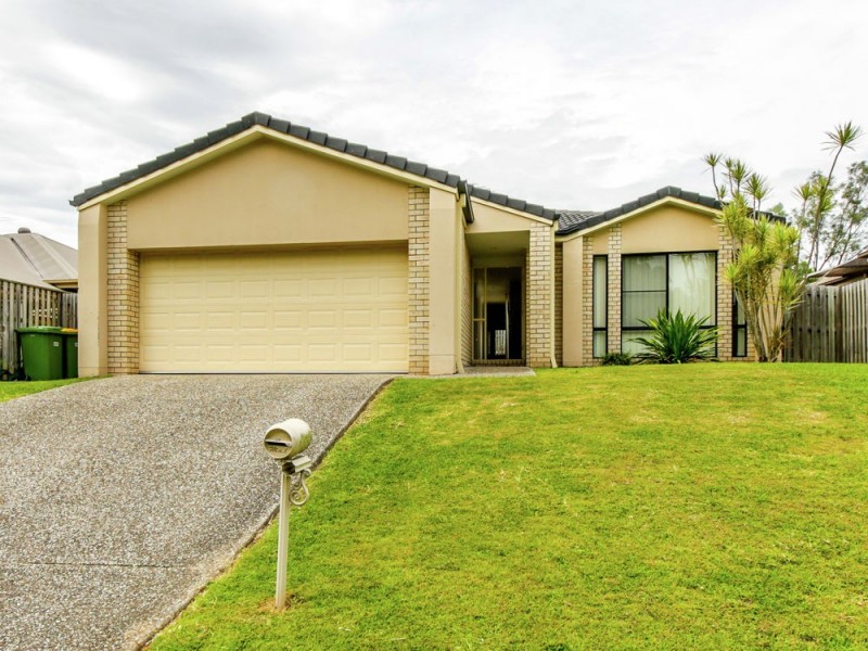 19 Matthews Crescent, Pimpama QLD 4209