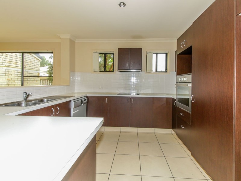 19 Matthews Crescent, Pimpama QLD 4209