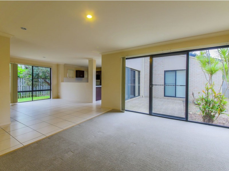 19 Matthews Crescent, Pimpama QLD 4209