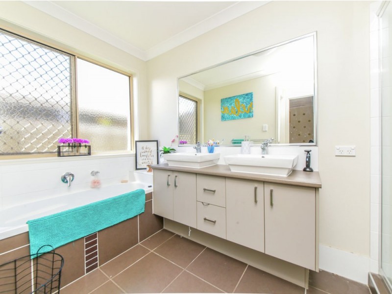 4 Horus Court, Coomera QLD 4209