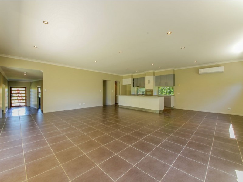 17 Bishopwood Court, Upper Coomera QLD 4209
