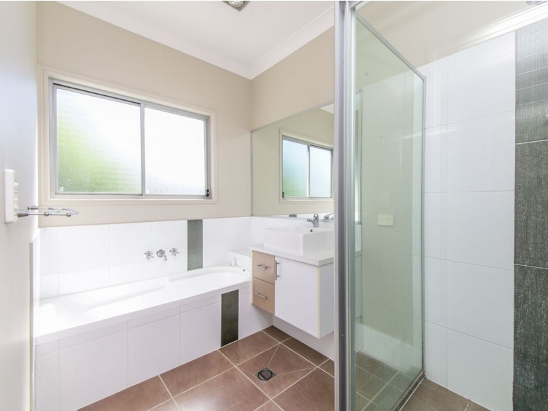 17 Bishopwood Court, Upper Coomera QLD 4209