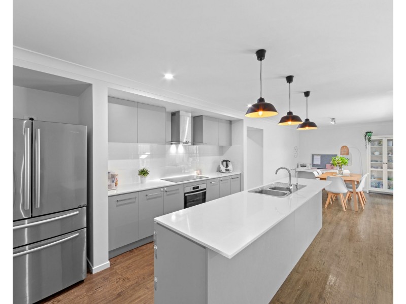 14 Cassidy Crescent, Willow Vale QLD 4209
