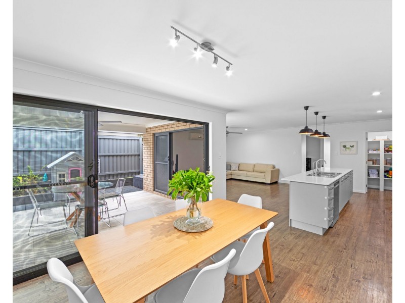 14 Cassidy Crescent, Willow Vale QLD 4209