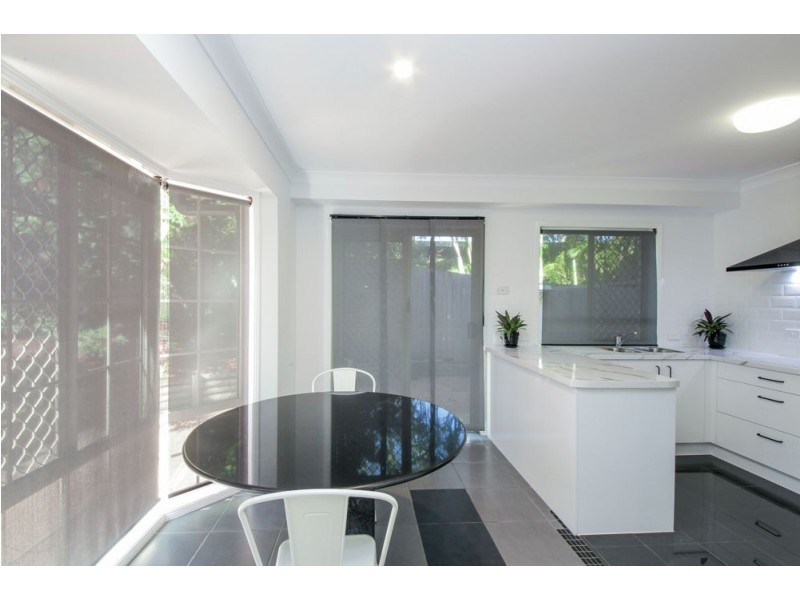 1/32 Billington Street, Labrador QLD 4215