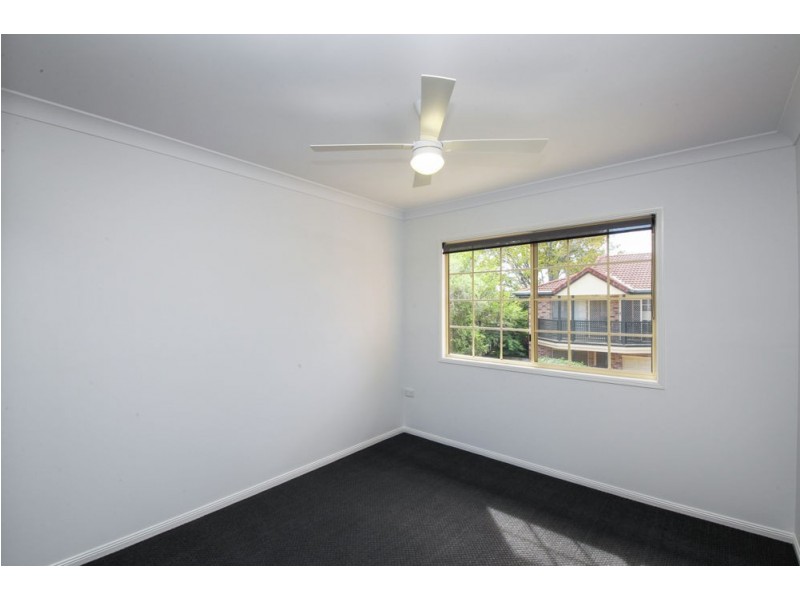 1/32 Billington Street, Labrador QLD 4215