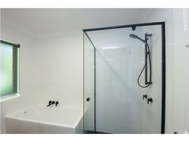 1/32 Billington Street, Labrador QLD 4215