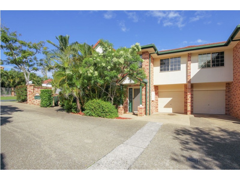 1/32 Billington Street, Labrador QLD 4215