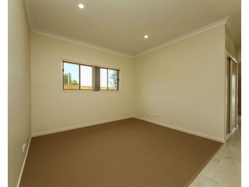 74 Augusta Blvd, Pimpama QLD 4209